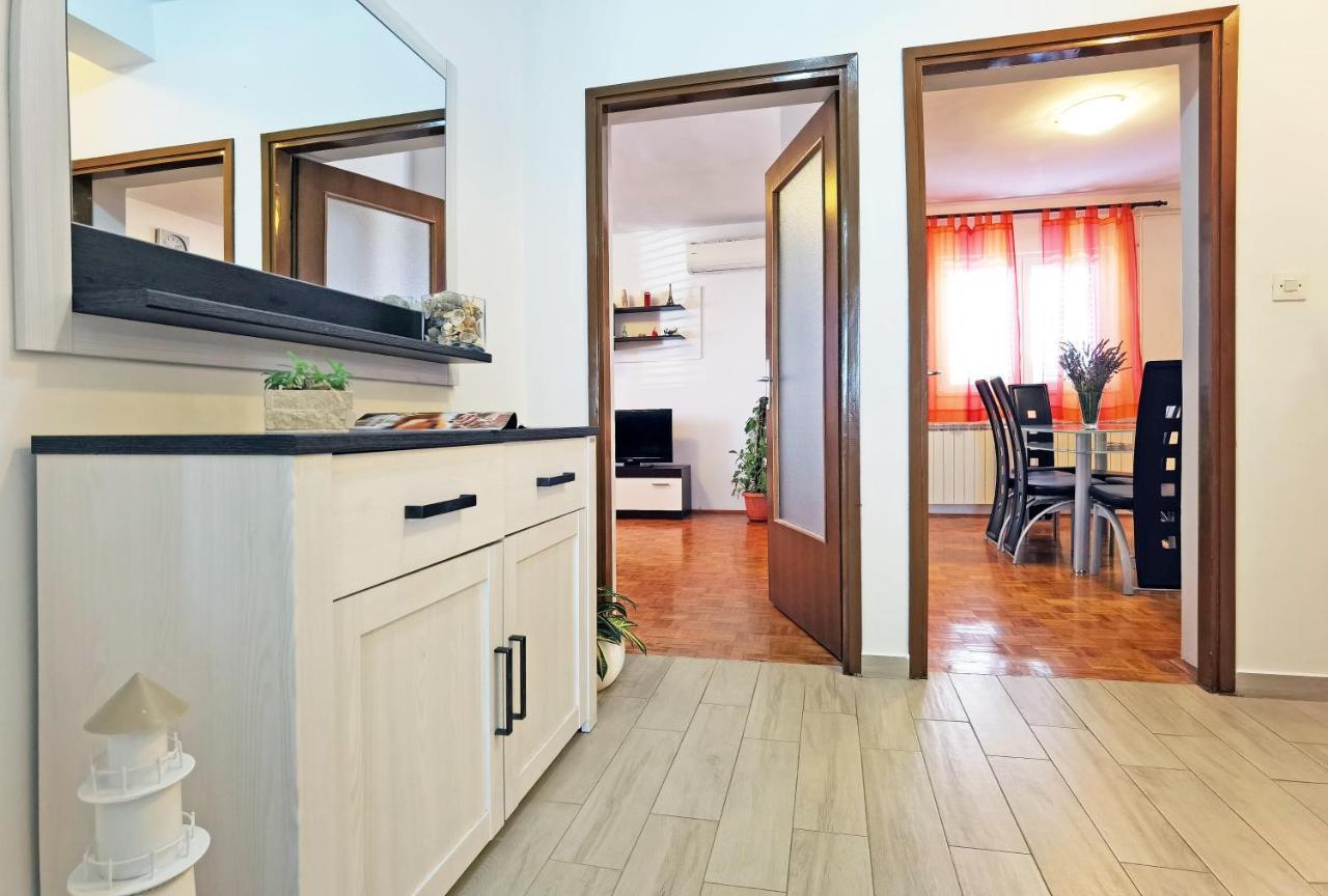 Apartman Danijela Vodice Luaran gambar