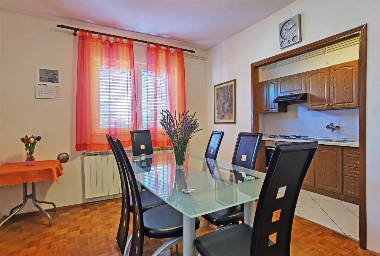 Apartman Danijela Vodice Luaran gambar