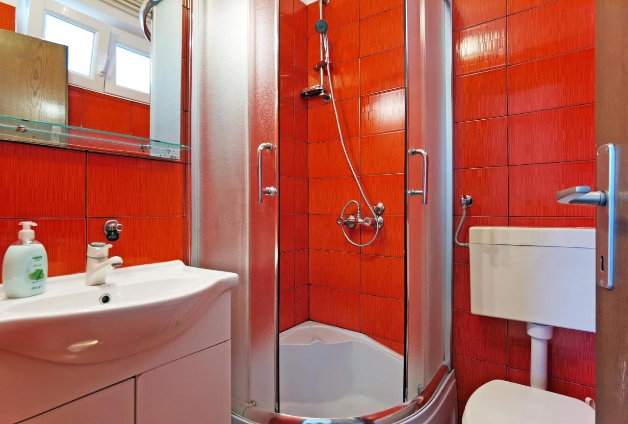 Apartman Danijela Vodice Luaran gambar