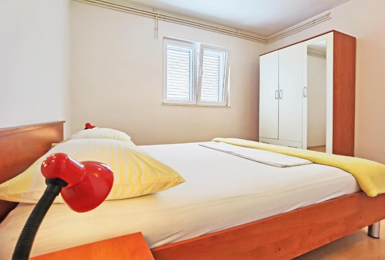 Apartman Danijela Vodice Luaran gambar