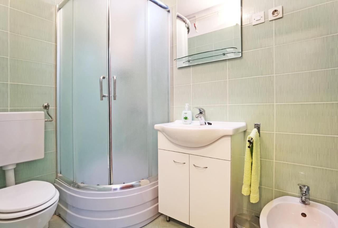 Apartman Danijela Vodice Luaran gambar