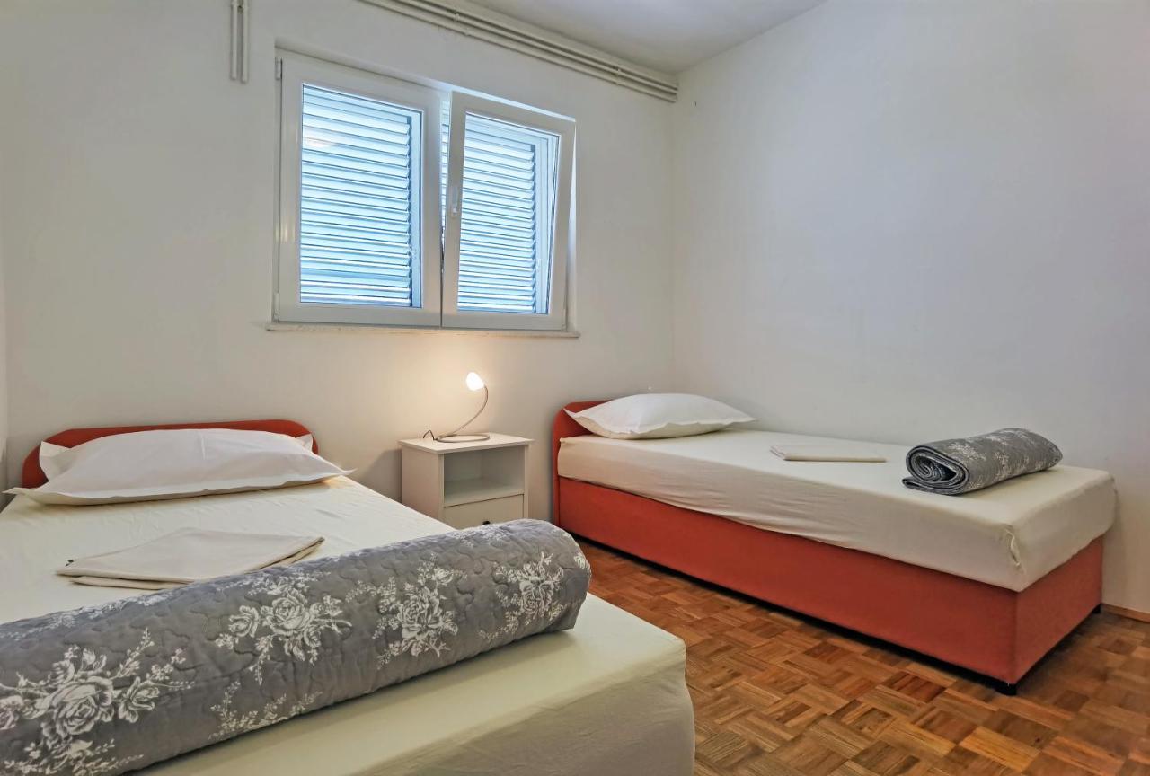 Apartman Danijela Vodice Luaran gambar
