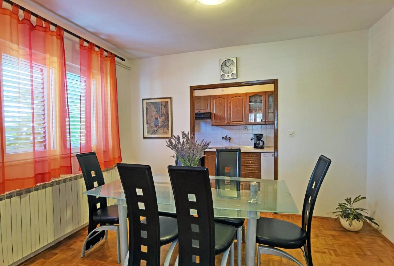 Apartman Danijela Vodice Luaran gambar