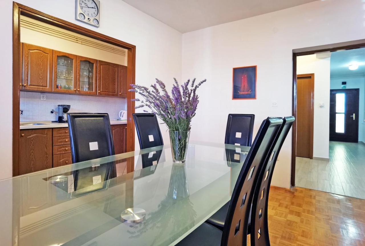 Apartman Danijela Vodice Luaran gambar