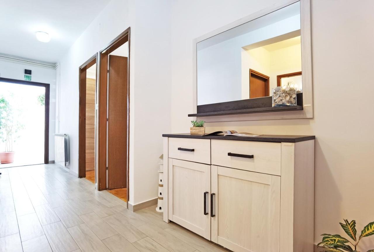Apartman Danijela Vodice Luaran gambar