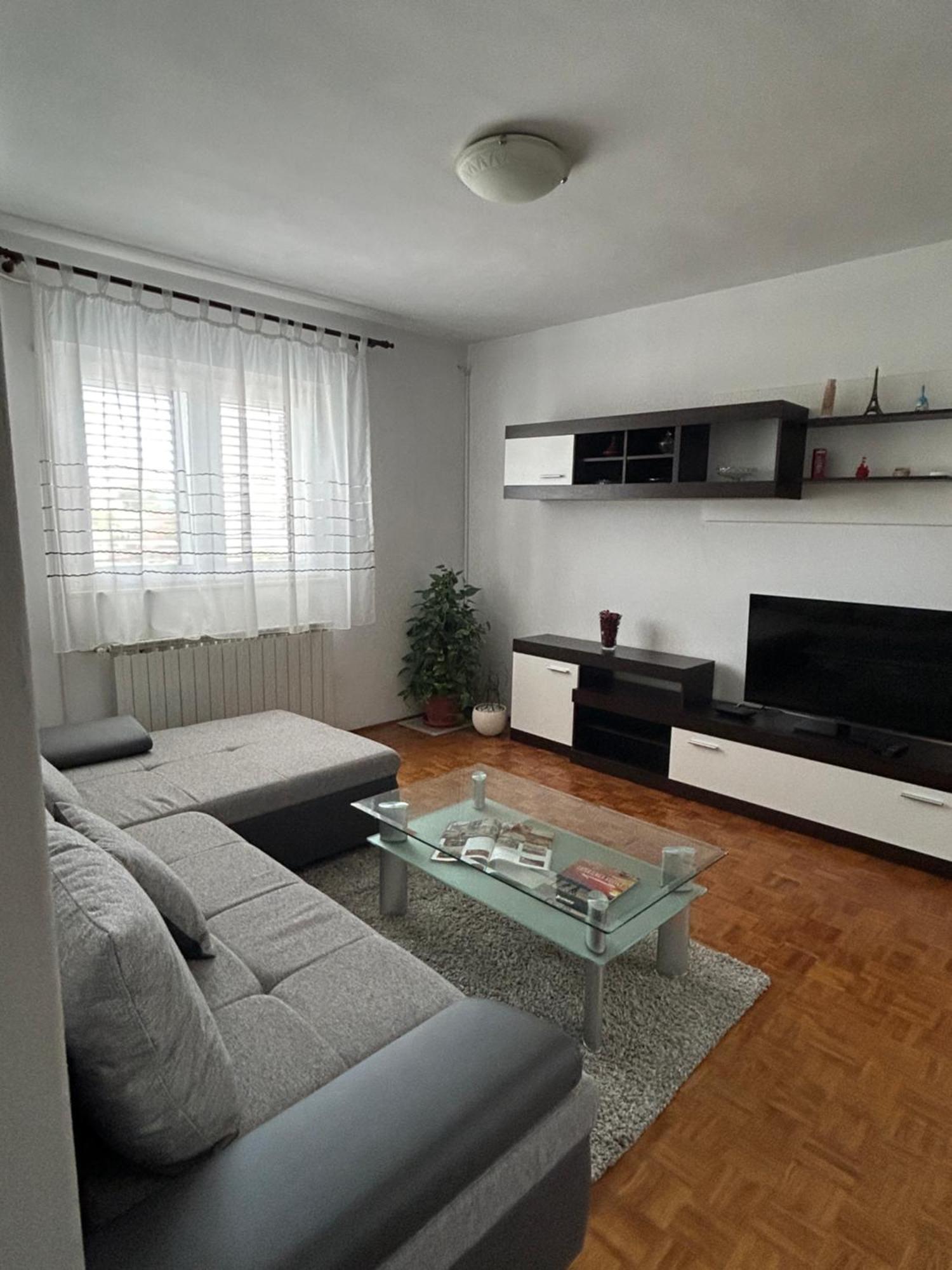 Apartman Danijela Vodice Luaran gambar